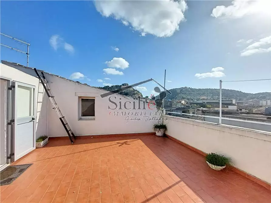 Immagine 19 di Appartamento in vendita  a Scicli