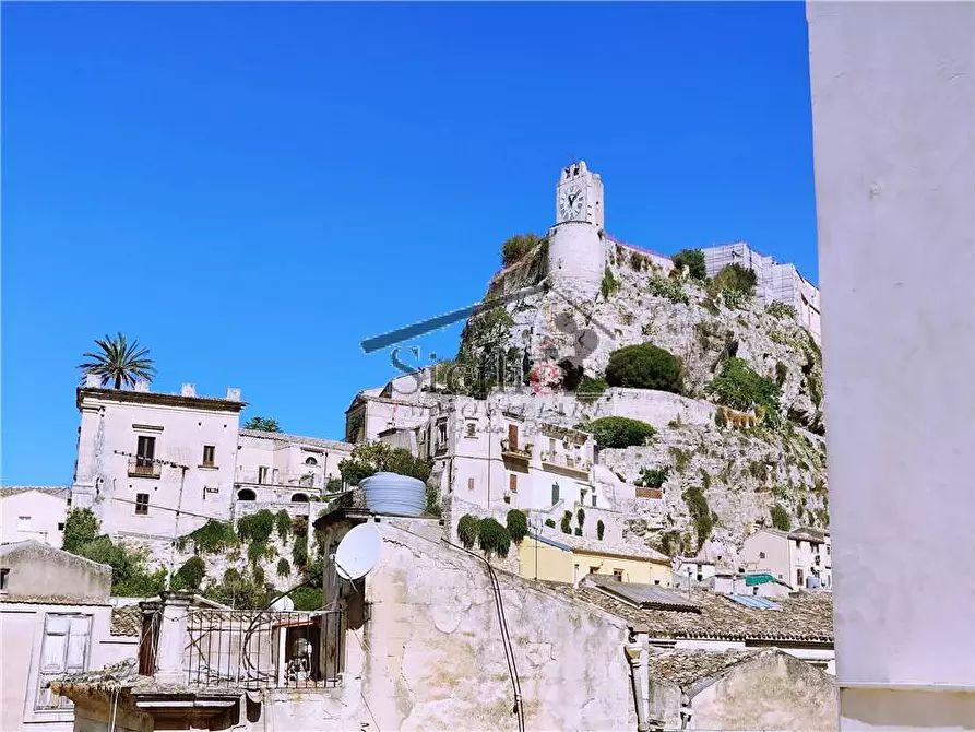 Immagine 19 di Villa in vendita  a Modica
