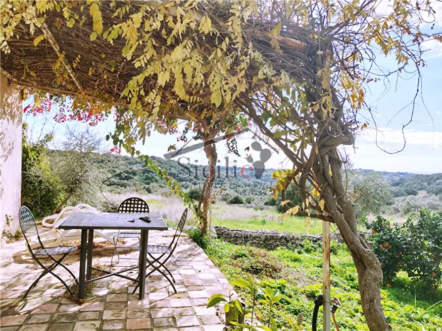 Immagine 16 di Villa in vendita  a Modica