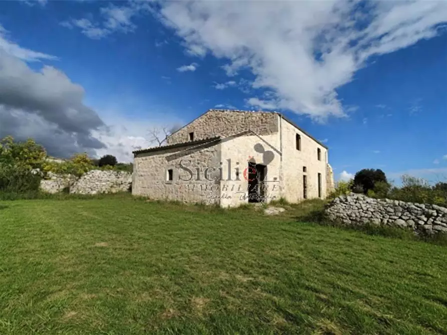 Immagine 20 di Villa in vendita  a Scicli