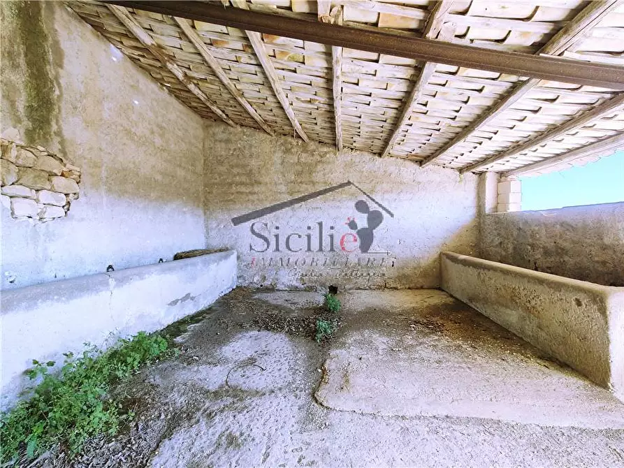 Immagine 17 di Villa in vendita  a Modica