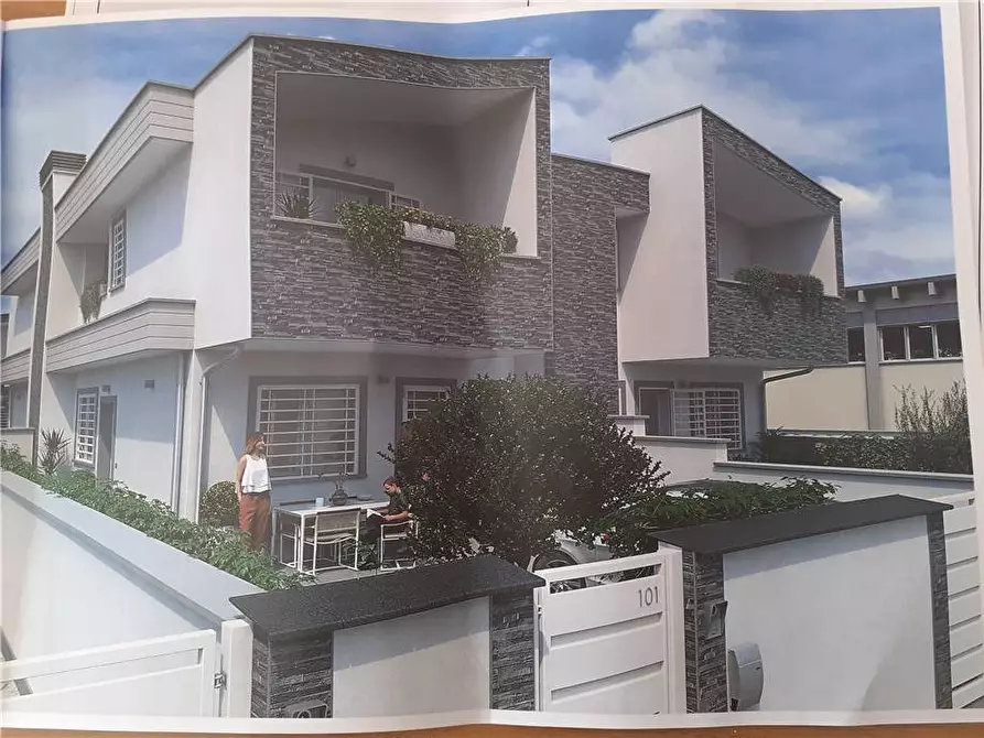 Immagine 8 di Villa in vendita  a Roma
