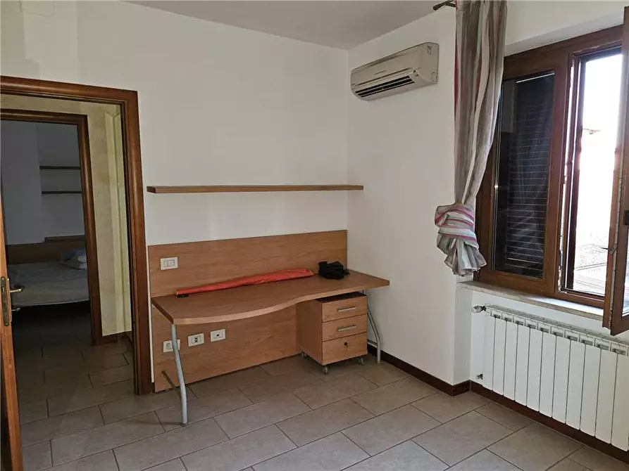 Immagine 8 di Appartamento in vendita  a Roma