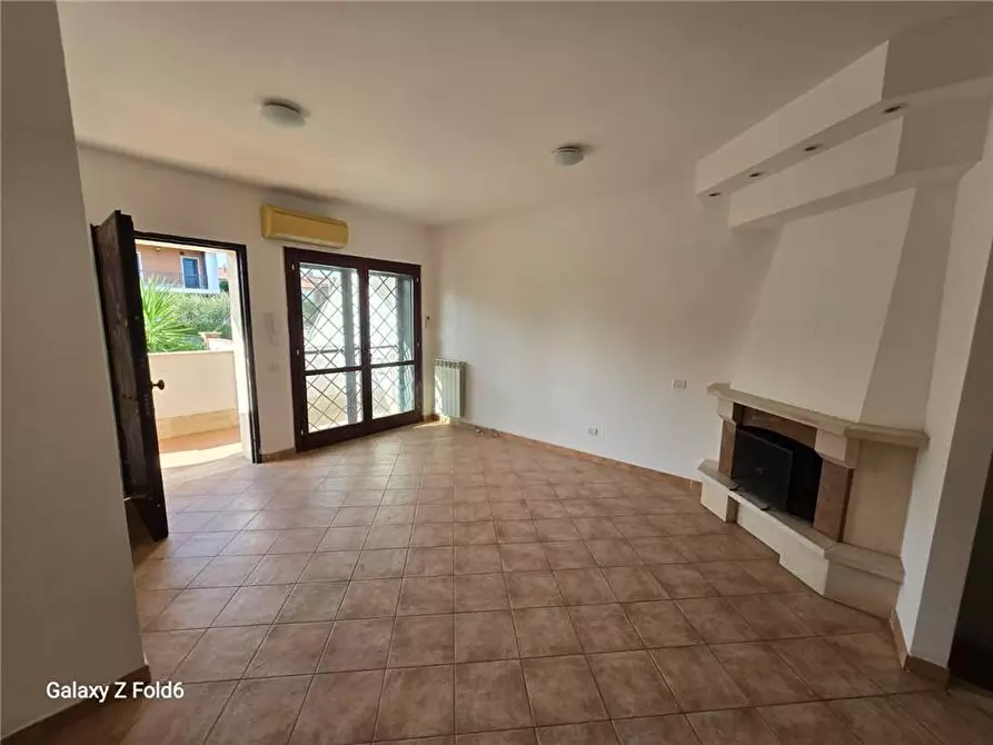 Immagine 6 di Villa in vendita  a Roma