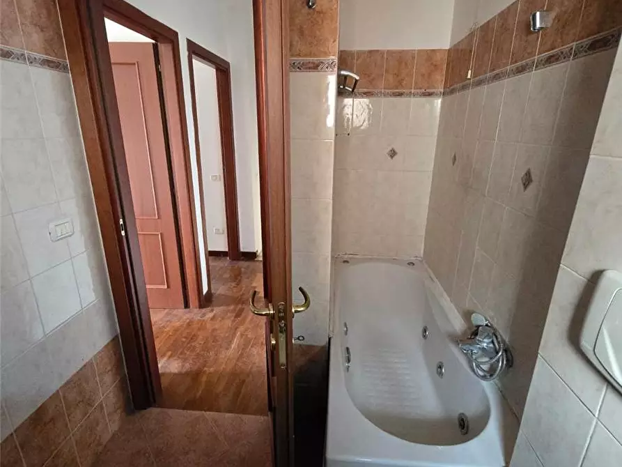 Immagine 9 di Villa in vendita  a Roma