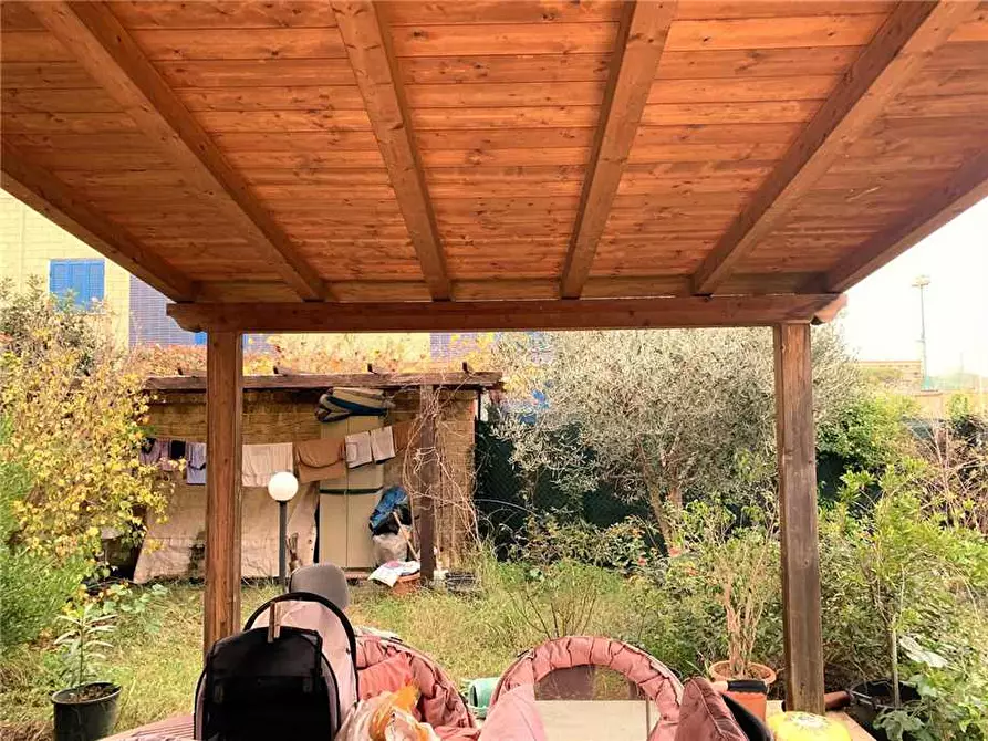 Immagine 8 di Villa in vendita  a Roma