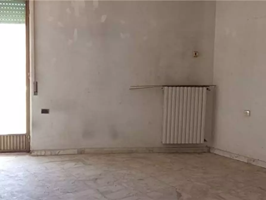 Immagine 8 di Stabile in vendita  a Sannicandro Garganico