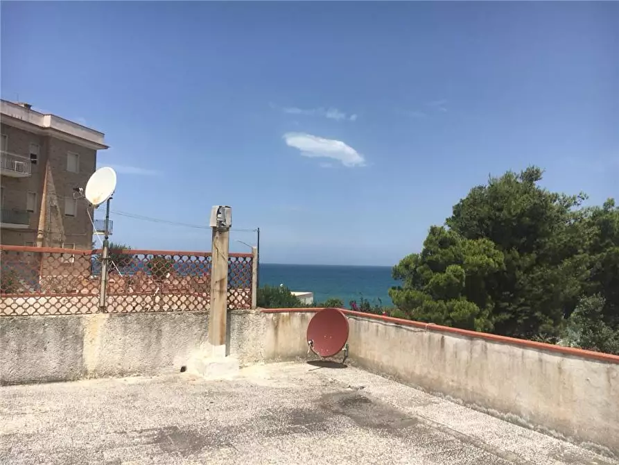 Immagine 9 di Appartamento in vendita  a Vico Del Gargano