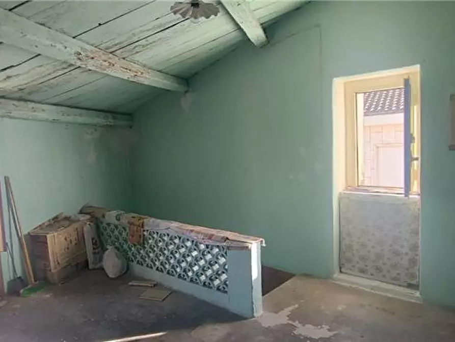 Immagine 6 di Stabile in vendita  a Sannicandro Garganico