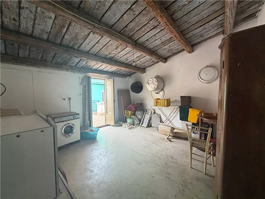Immagine 6 di Stabile in vendita  a Sannicandro Garganico