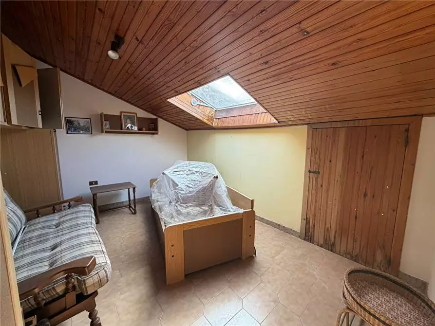 Immagine 6 di Stabile in vendita  a Sannicandro Garganico