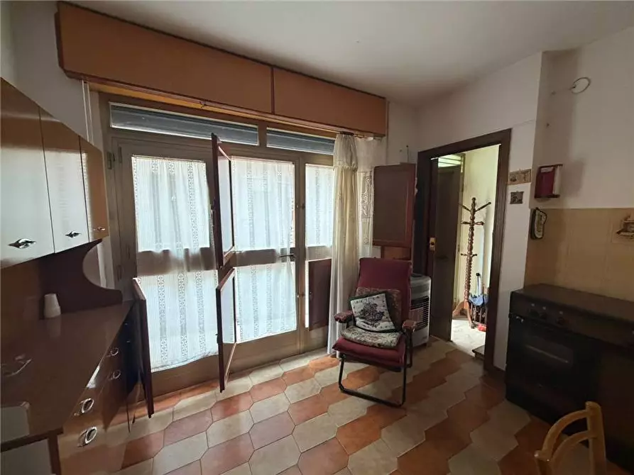 Immagine 9 di Stabile in vendita  a Sannicandro Garganico