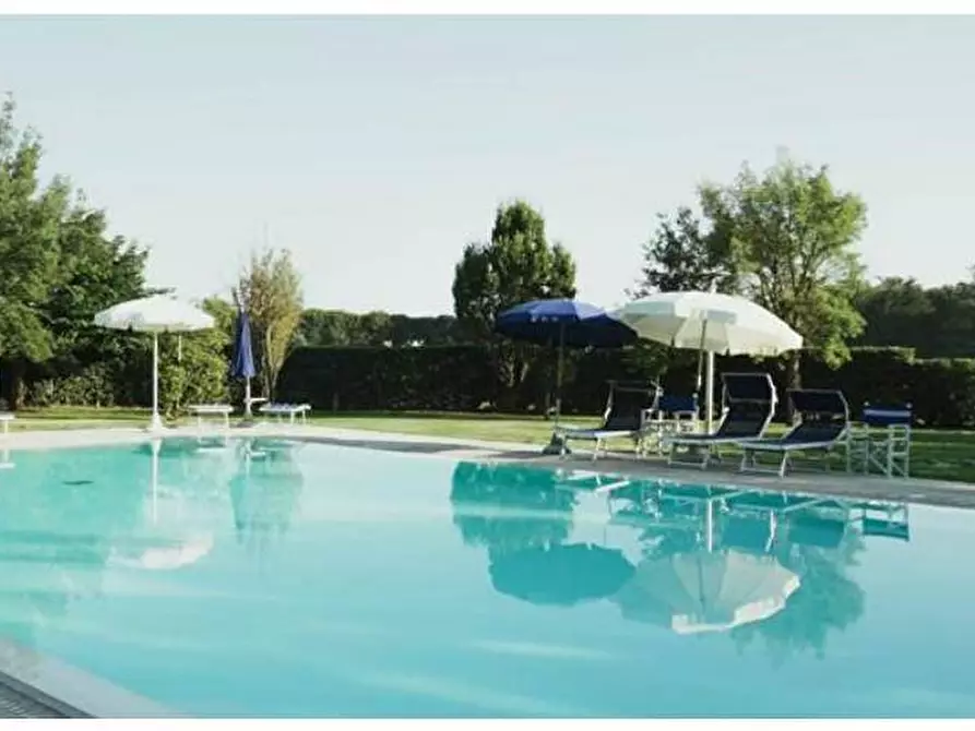 Immagine 6 di Villa in vendita  a Cerreto Guidi