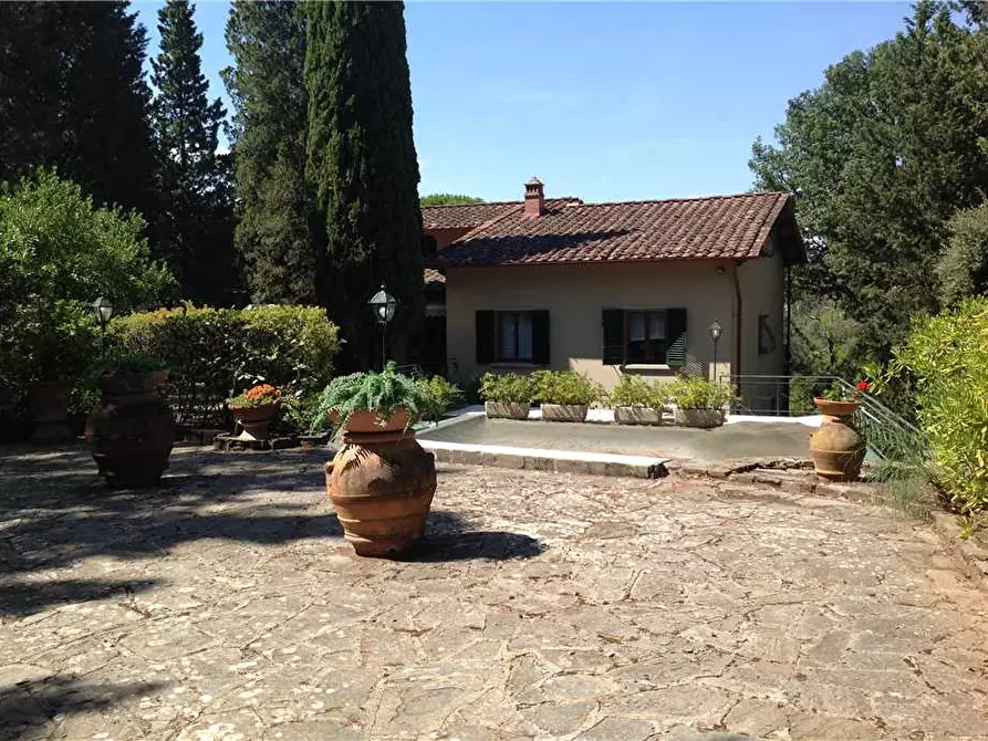 Immagine 9 di Appartamento in vendita  a Scandicci