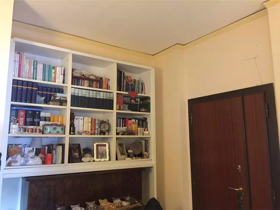 Immagine 6 di Appartamento in vendita  a Firenze