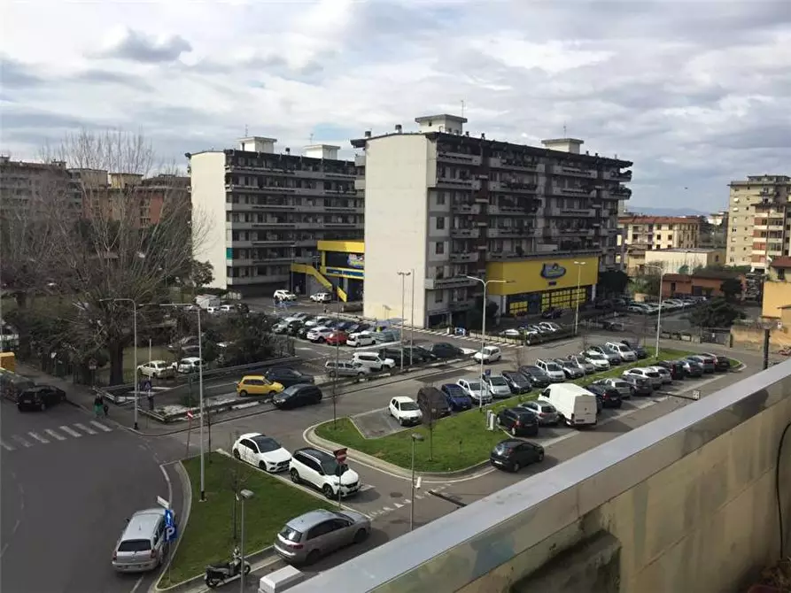 Immagine 7 di Appartamento in vendita  a Firenze