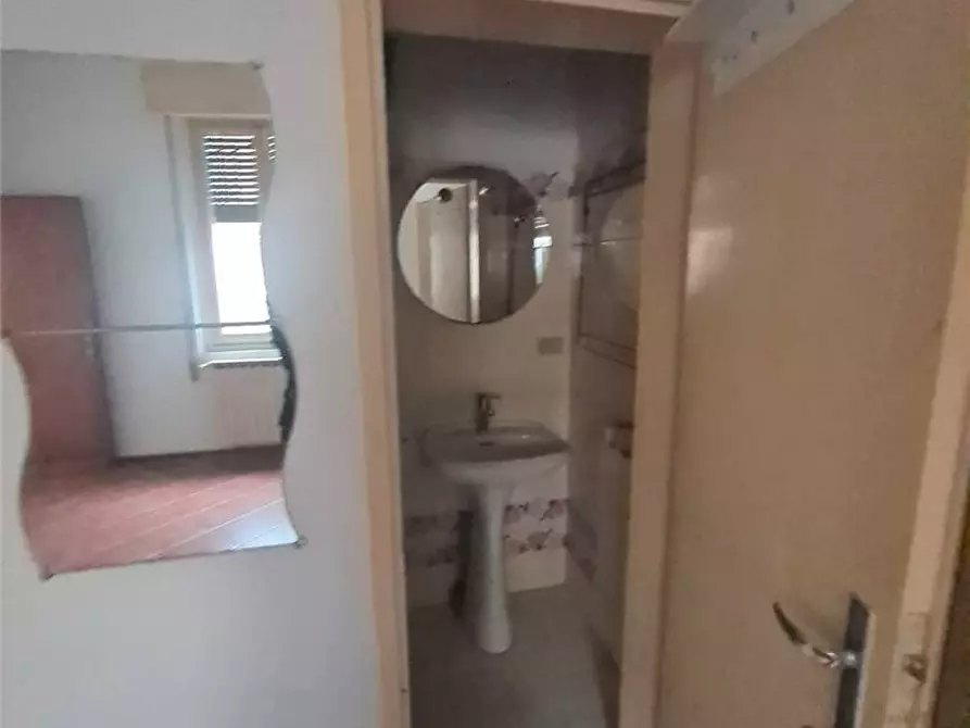 Immagine 9 di Appartamento in vendita  a Scandicci