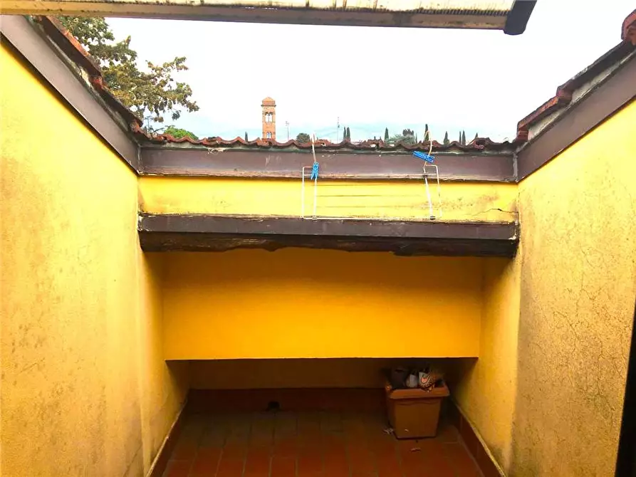 Immagine 10 di Appartamento in vendita  in Via DI BROZZI a Firenze