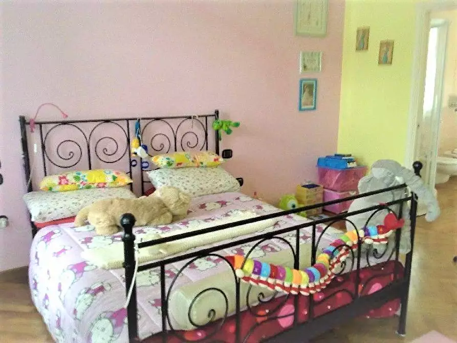 Immagine 7 di Villa in vendita  a Viareggio