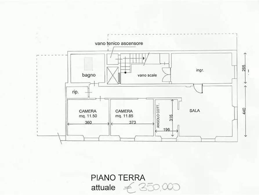 Immagine 10 di Appartamento in vendita  a Viareggio