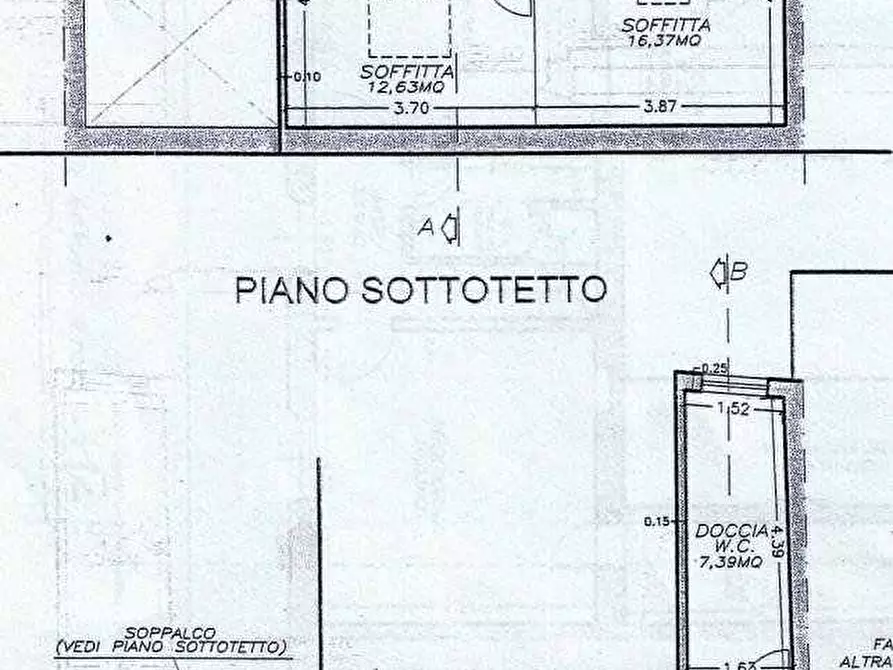 Immagine 9 di Villa in vendita  a Viareggio