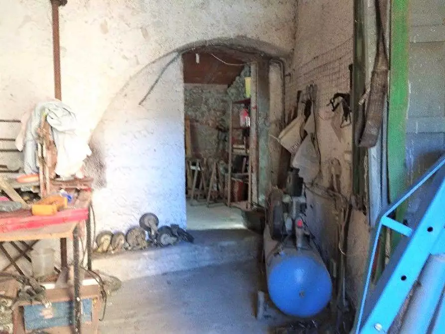 Immagine 10 di Appartamento in vendita  a Massarosa