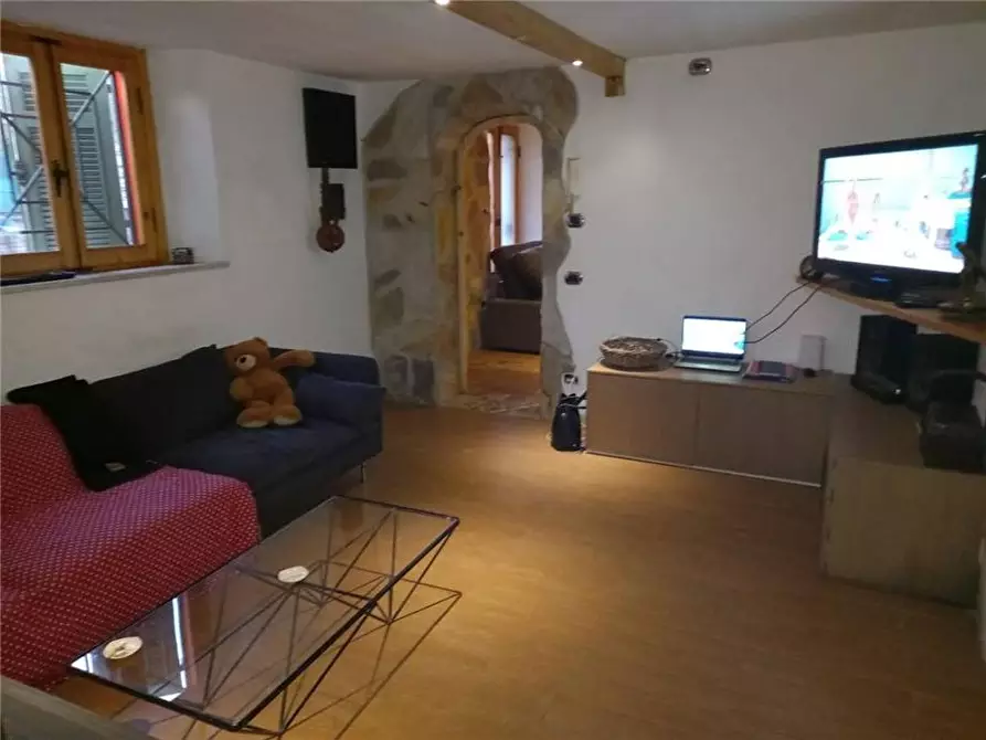Immagine 9 di Villa in vendita  a Camaiore