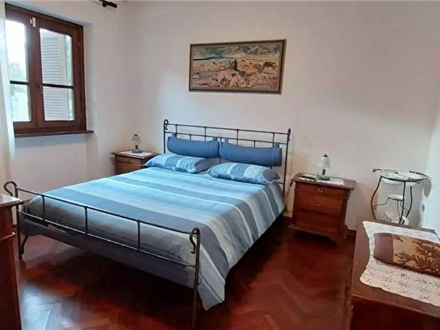 Immagine 9 di Villa in vendita  a Pietrasanta