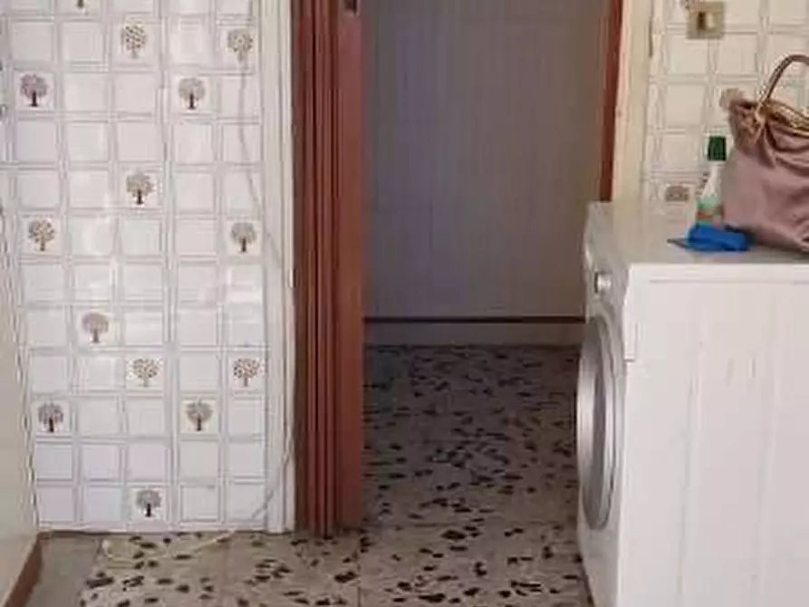 Immagine 9 di Appartamento in vendita  a Viareggio