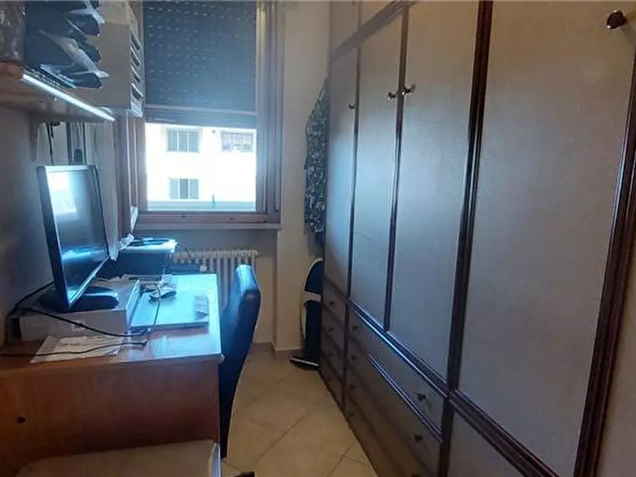 Immagine 9 di Villa in vendita  a Viareggio