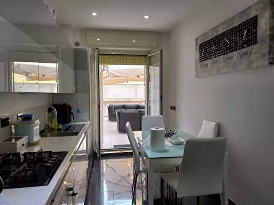 Immagine 21 di Appartamento in vendita  in C.so DUCA DI GENOVA, 10 a Roma