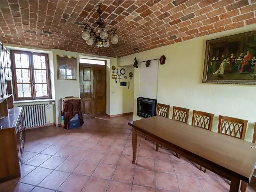 Immagine 37 di Villa in vendita  a Lauriano