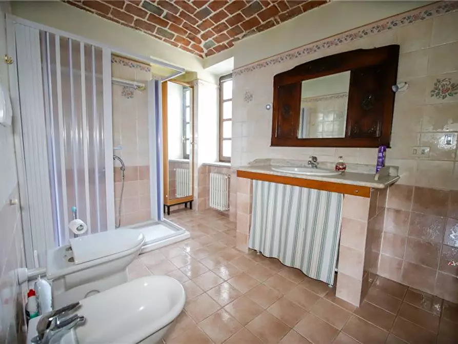 Immagine 40 di Villa in vendita  a Lauriano