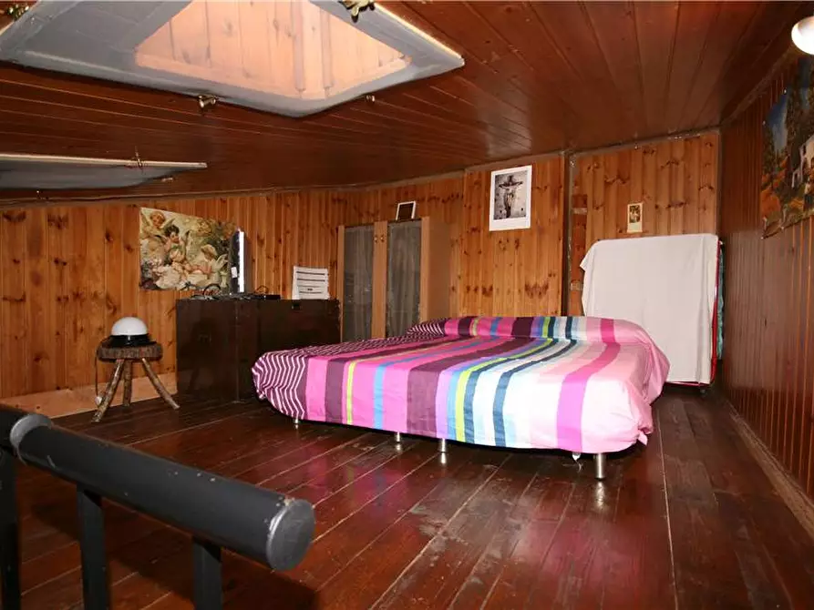 Immagine 8 di Villa in vendita  a Anversa Degli Abruzzi