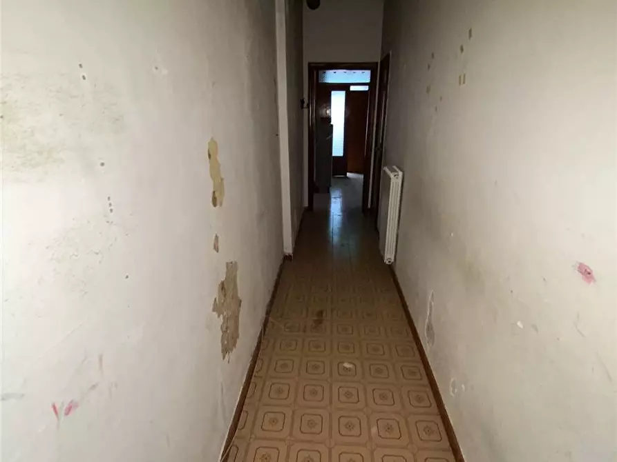 Immagine 6 di Villa in vendita  a Sulmona