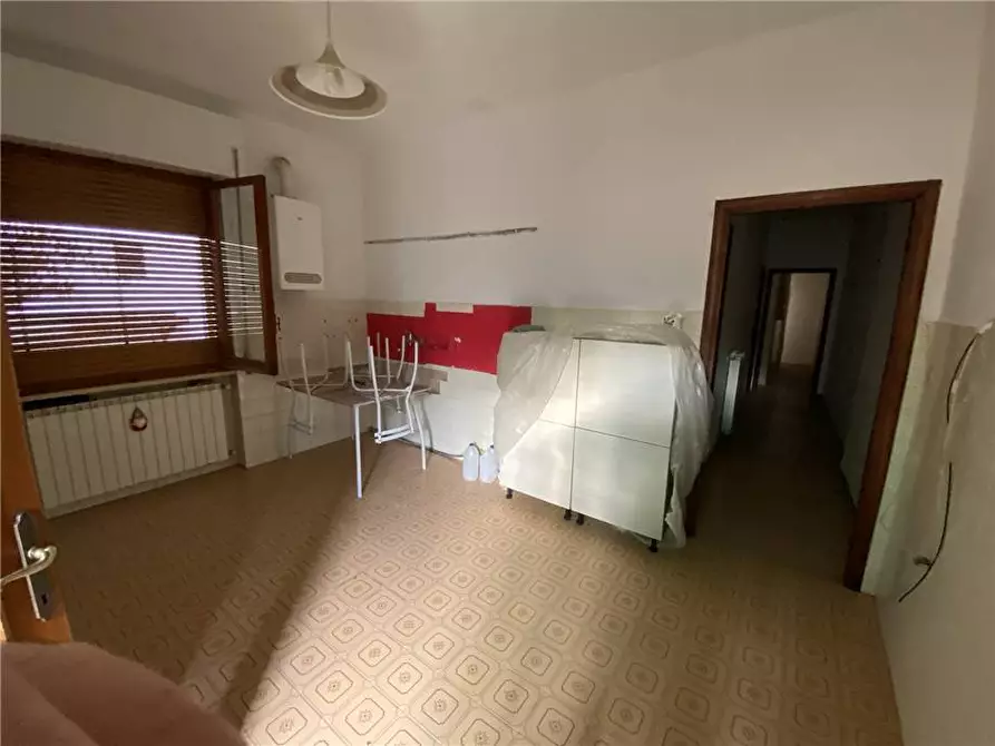 Immagine 8 di Villa in vendita  a Sulmona