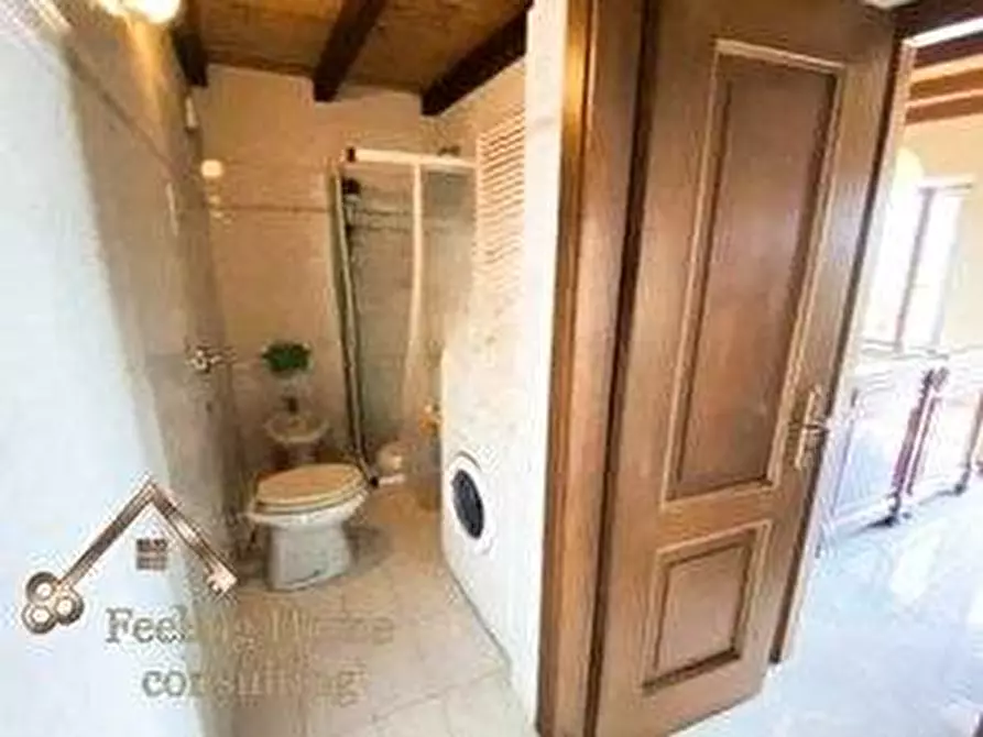 Immagine 10 di Villa in vendita  a Capizzone