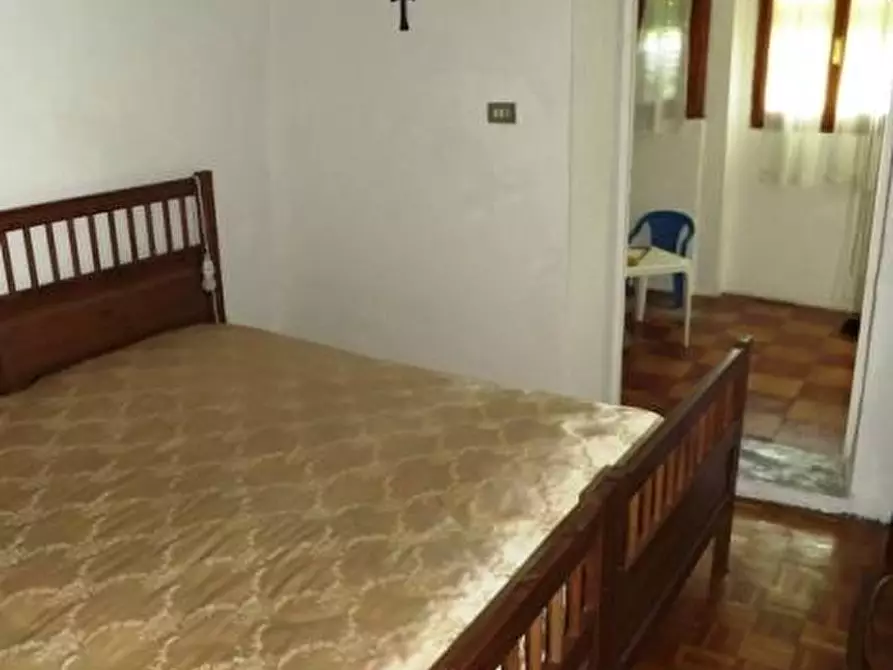 Immagine 18 di Villa in vendita  a Val Brembilla