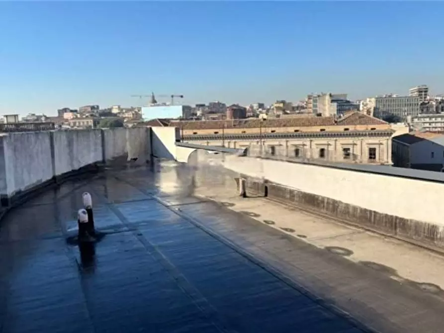 Immagine 8 di Attico in vendita  in Via via Teocrito a Catania