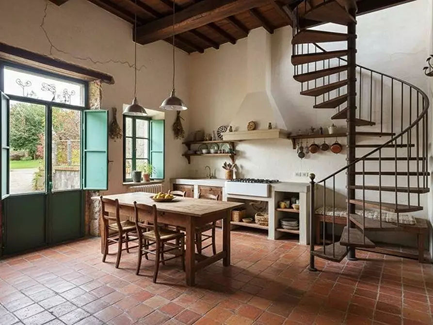 Immagine 9 di Villa in vendita  in Via Cavour, 43 a Trecastagni