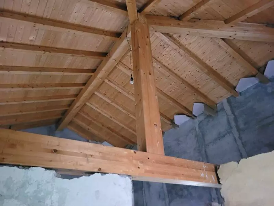 Immagine 10 di Villa in vendita  in Via Cavour, 43 a Trecastagni