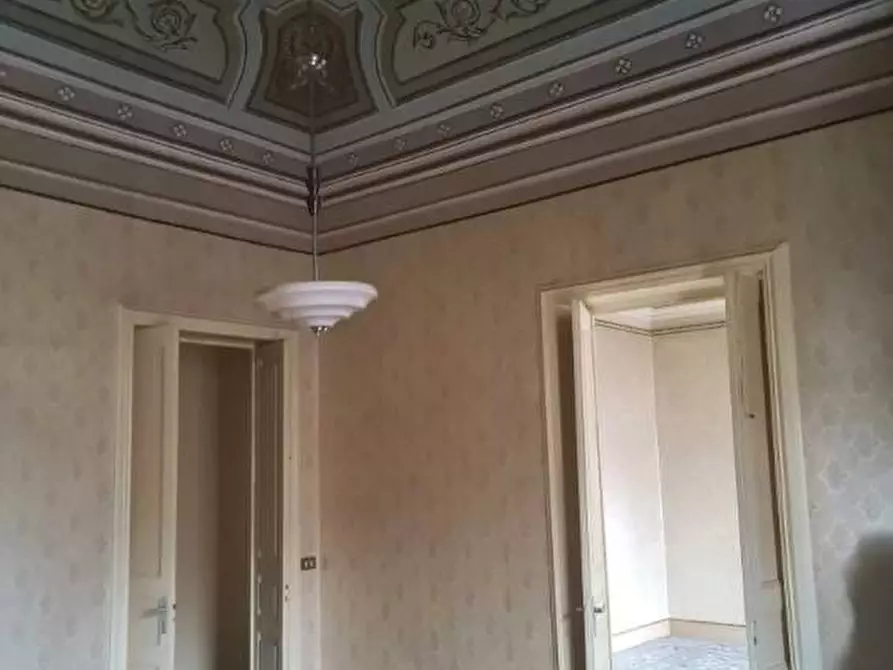 Immagine 6 di Villa in vendita  in C.so Umberto, 72 a Bronte