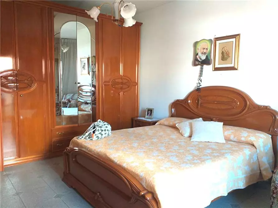 Immagine 7 di Villa in vendita  in Via Fabbrica, sn a Roccalumera