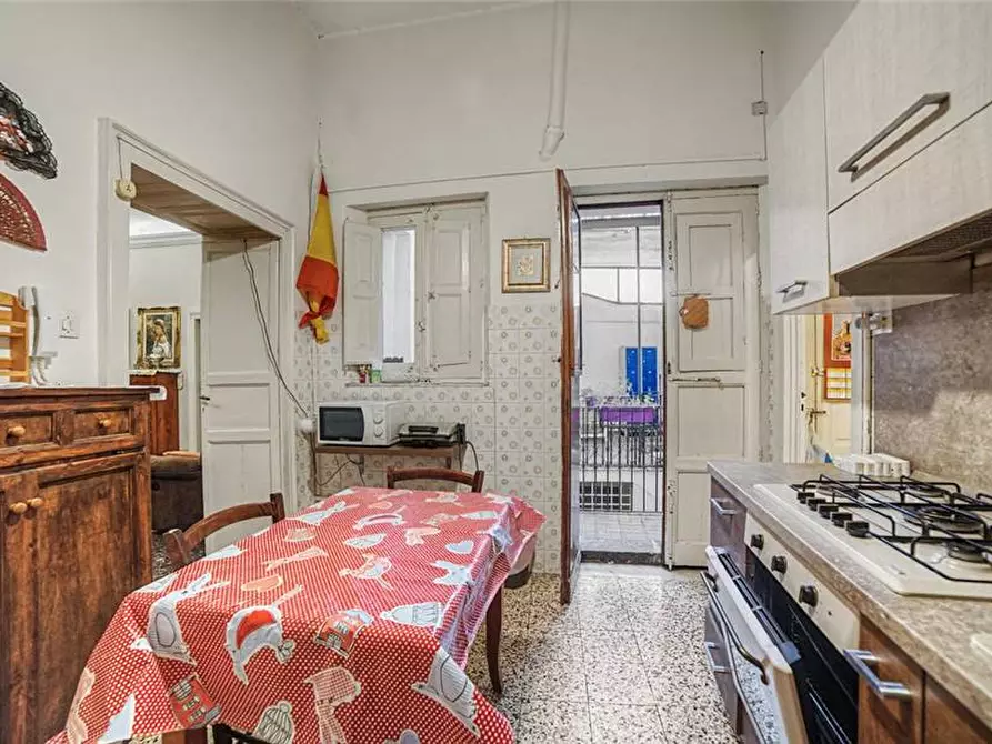 Immagine 9 di Appartamento in vendita  in Via Pollichino, 11 a Randazzo