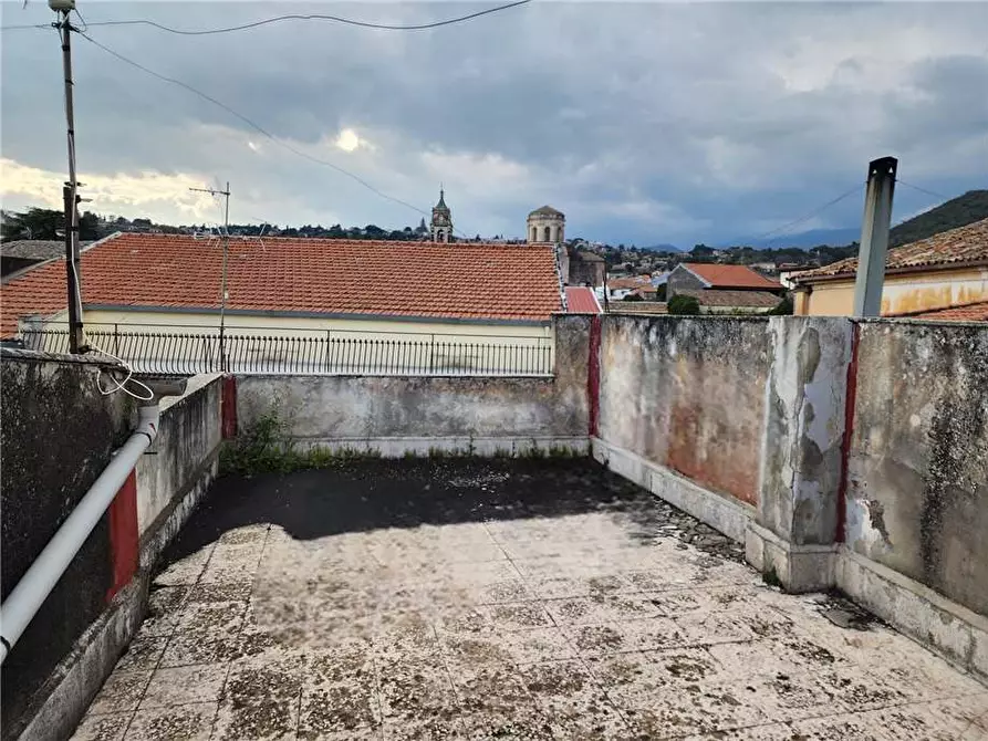 Immagine 10 di Villa in vendita  in Via Vincenzo Bellini, 11 a Viagrande