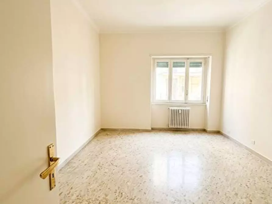 Immagine 6 di Appartamento in vendita  in Via via Francesco Battiato, 28 a Catania