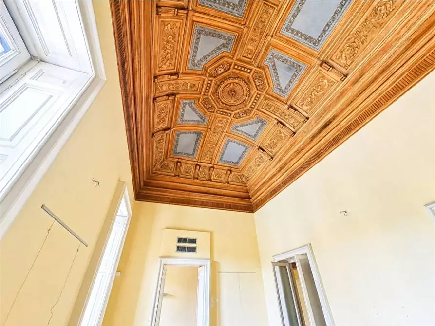 Immagine 8 di Appartamento in vendita  in Via Etnea, 306 a Catania