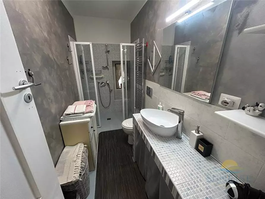 Immagine 19 di Villa in vendita  in Via Paverano a Savignone