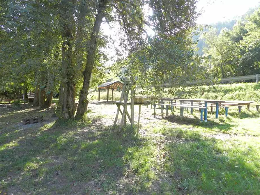 Immagine 17 di Appartamento in vendita  in Loc. Vobbietta a Isola Del Cantone