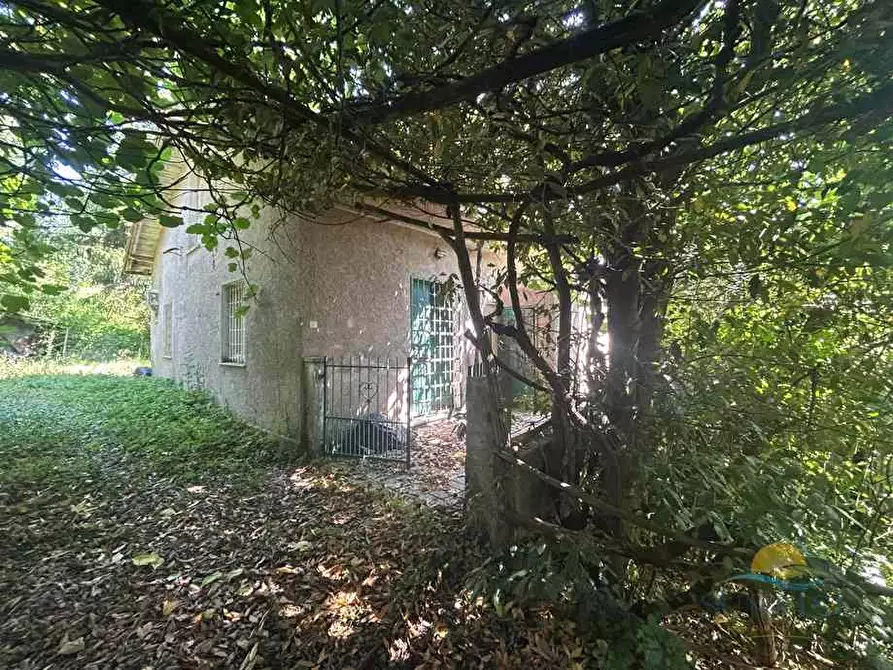 Immagine 17 di Villa in vendita  in Loc. Regiosi a Casella